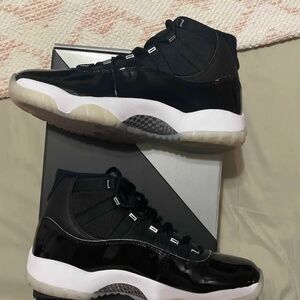 Jordan 11s